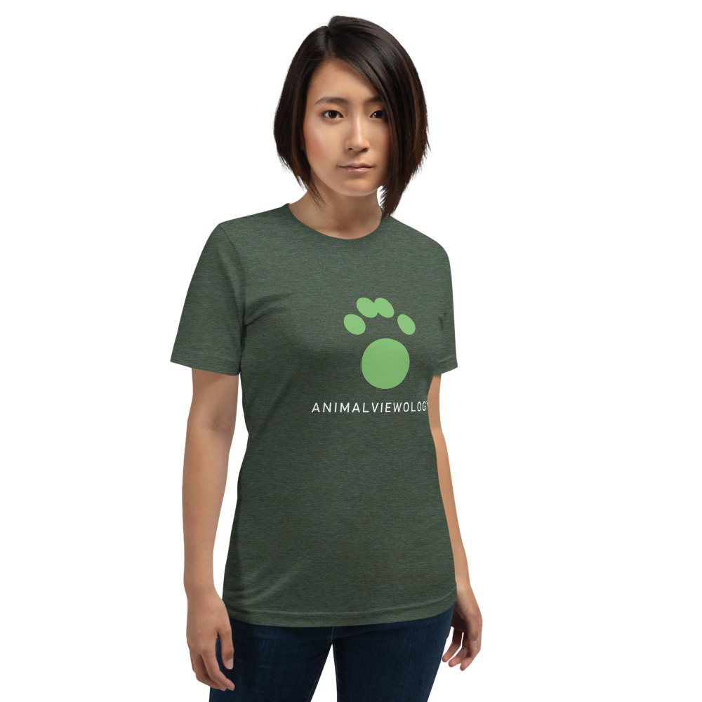 AnimalViewology Paw Tee Front