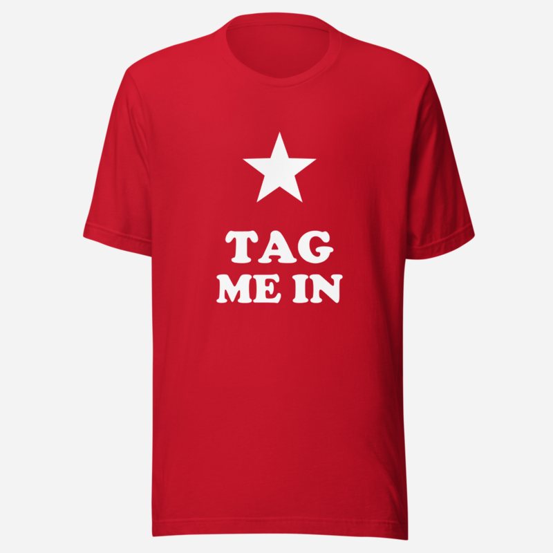 Entertainment Wrestling World Tag Me In Tee in Red